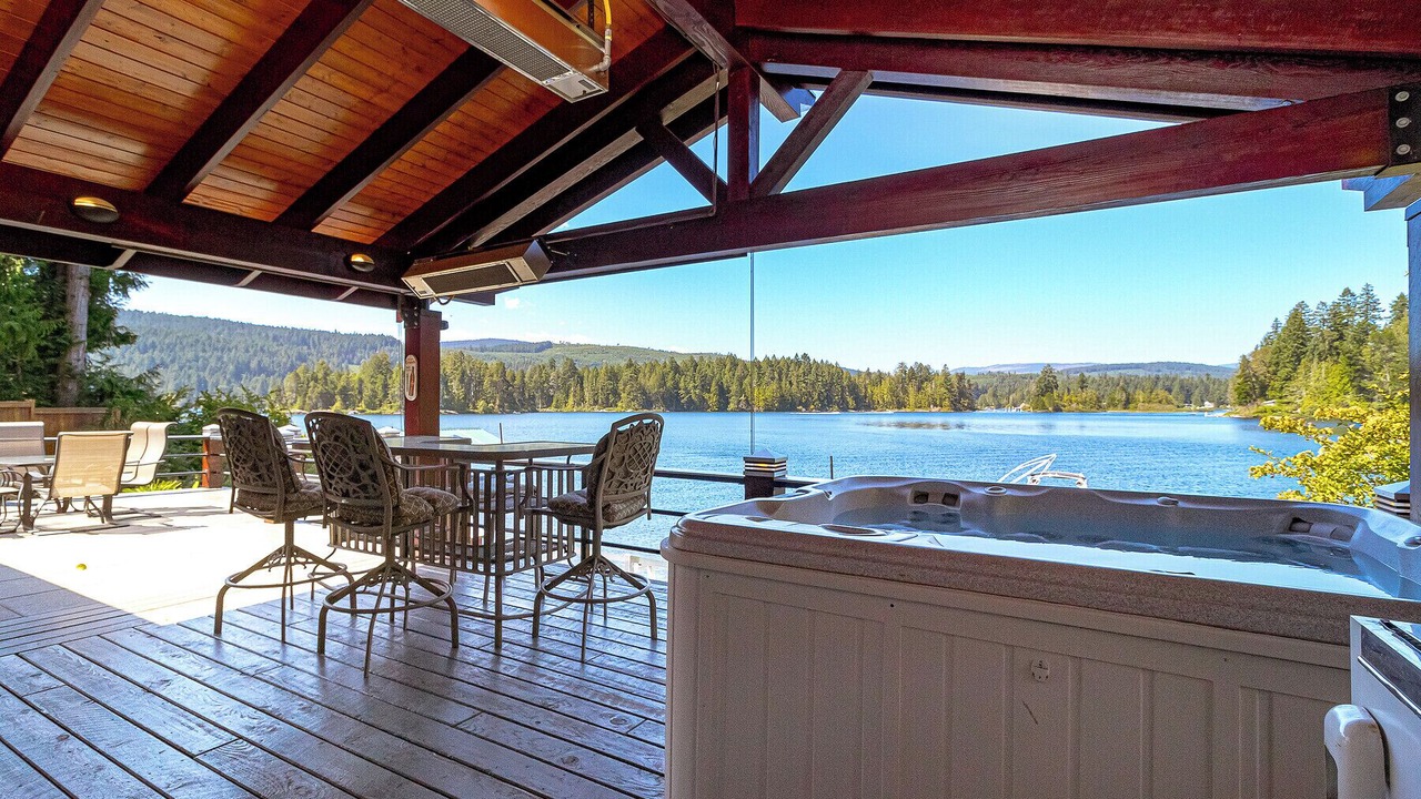 Photo of Outdoor in Shawnigan Lake