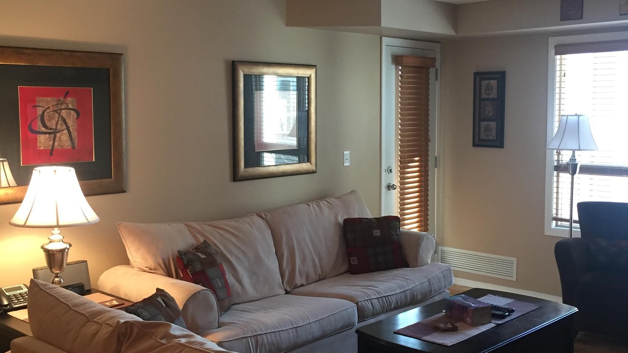Photo of Livingroom in East Kootenay