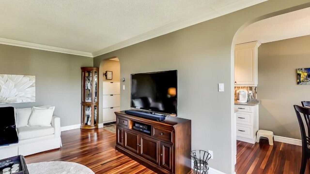 Photo of Livingroom in Southwest Edmonton