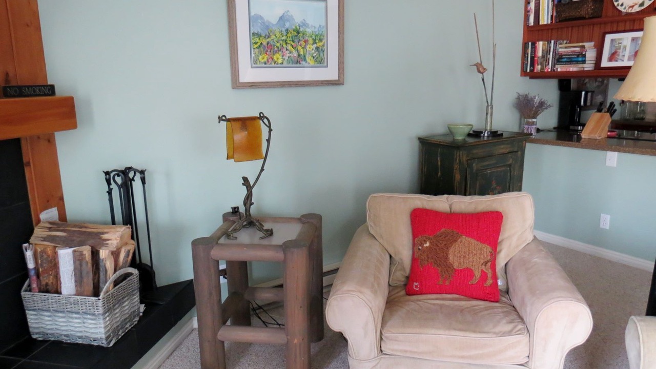Photo of Livingroom in Moose Wilson Road