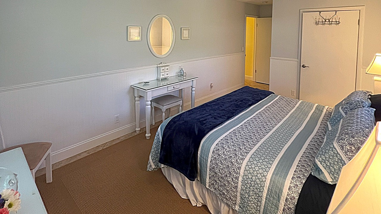 Photo of Bedroom in Juno Beach