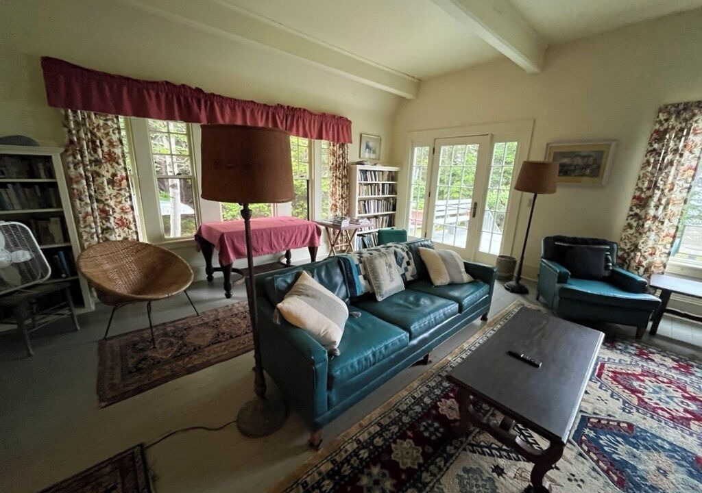 Photo of Livingroom in Bernard