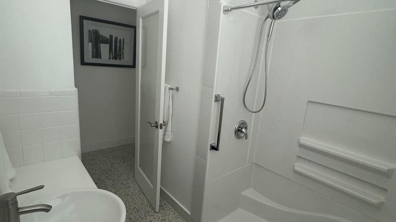 Photo of Bathroom in Juno Beach