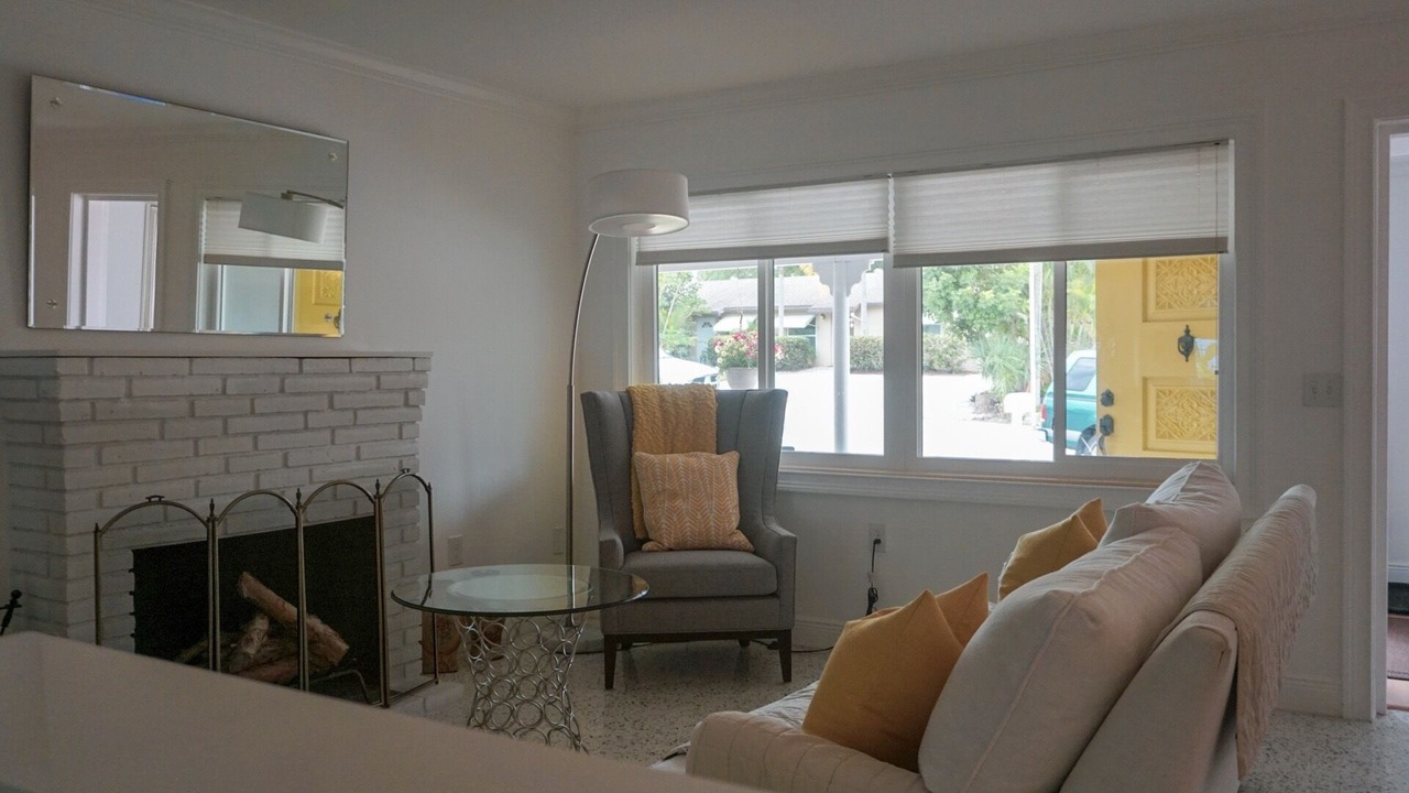 Photo of Livingroom in Juno Beach