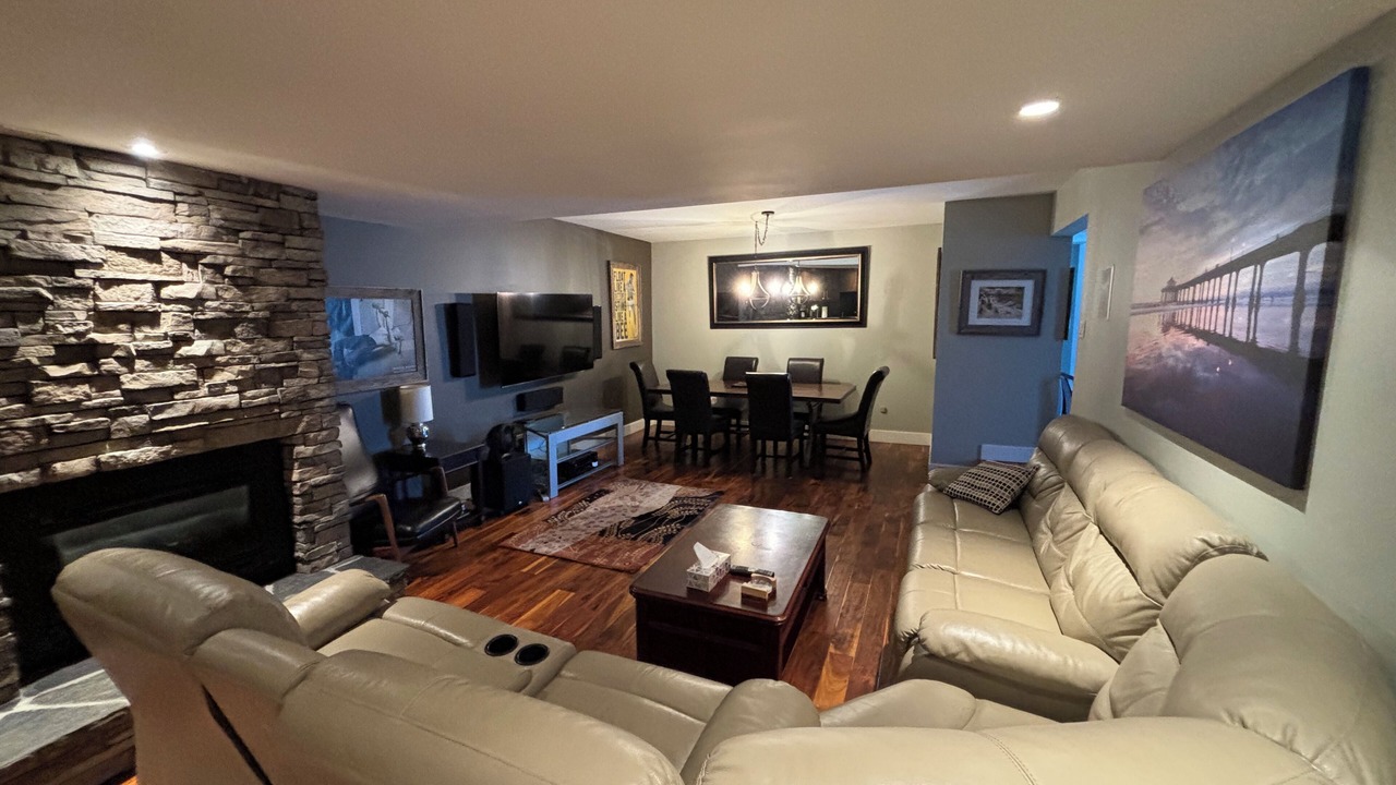 Photo of Livingroom in Winfield
