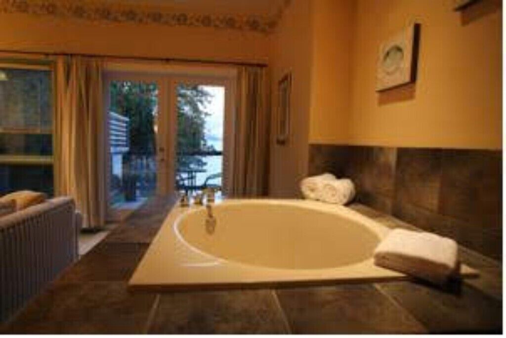 Photo of Bathroom in Mayne Island