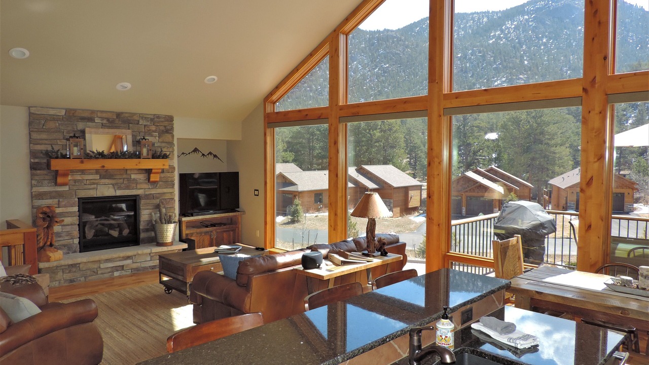 Photo of Livingroom in Estes Park