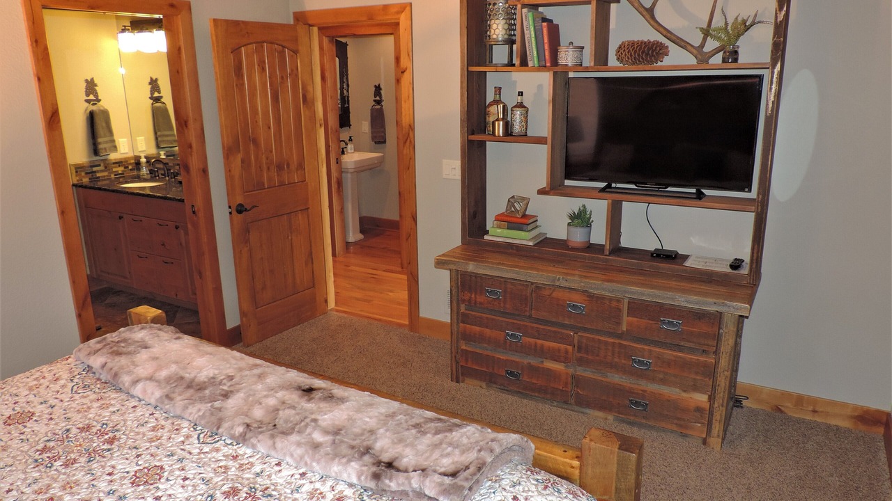 Photo of Bedroom in Estes Park