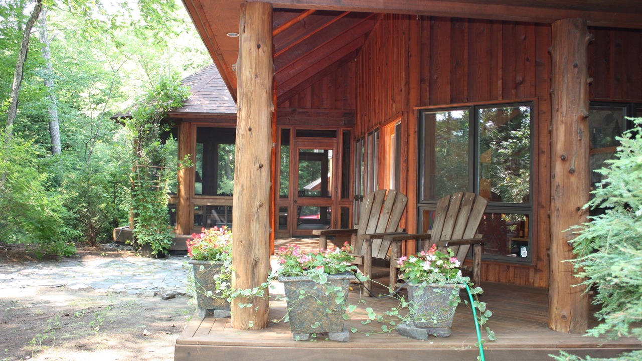 Photo of Patio Balcony in Lake Luzerne-Hadley