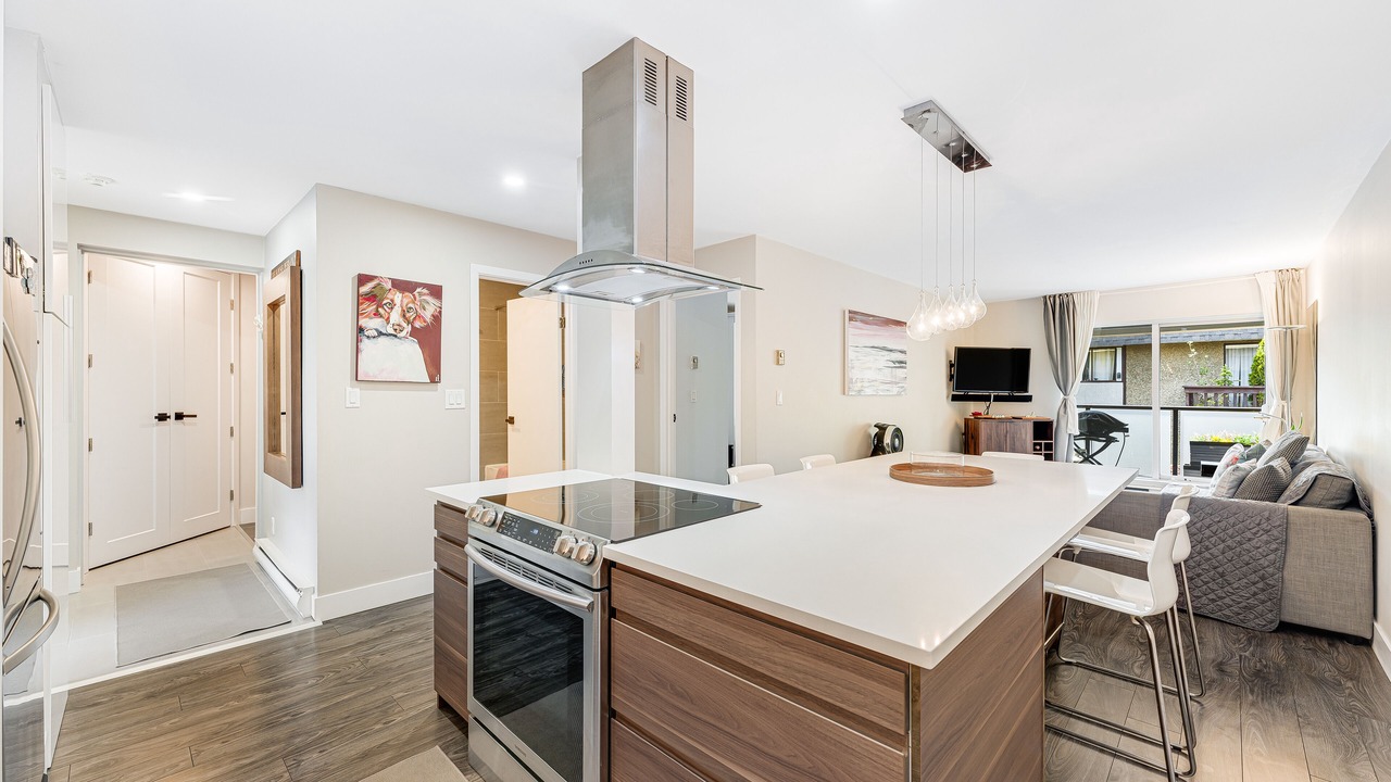 Photo of Kitchen in Lower Lonsdale