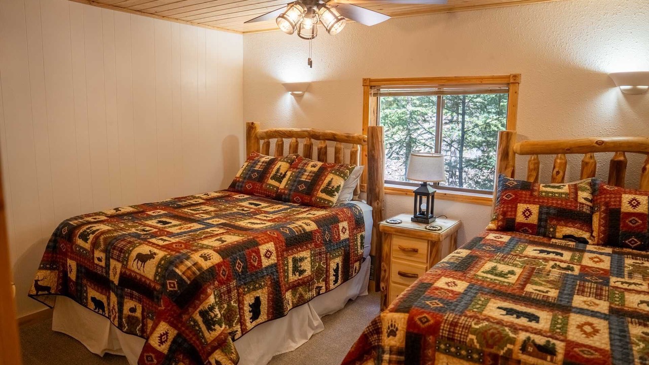 Photo of Bedroom in Lake City