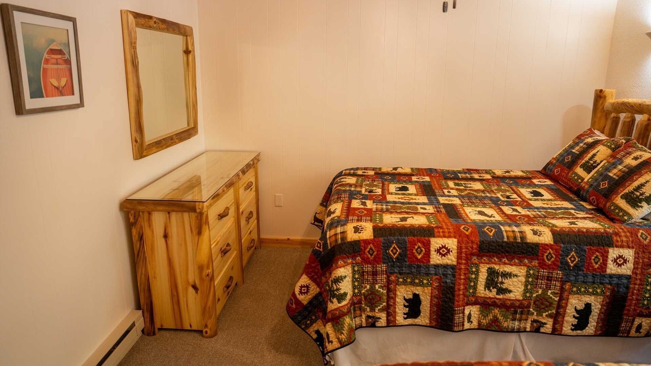 Photo of Bedroom in Lake City