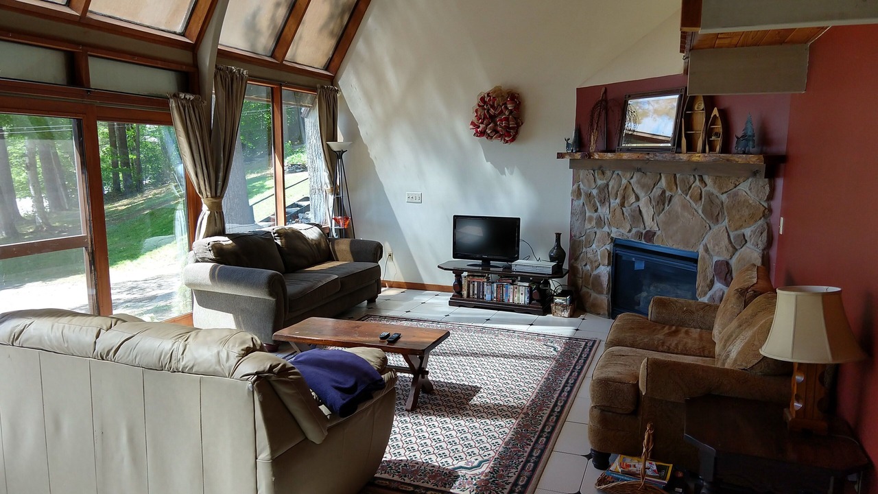 Photo of Livingroom in Chestertown