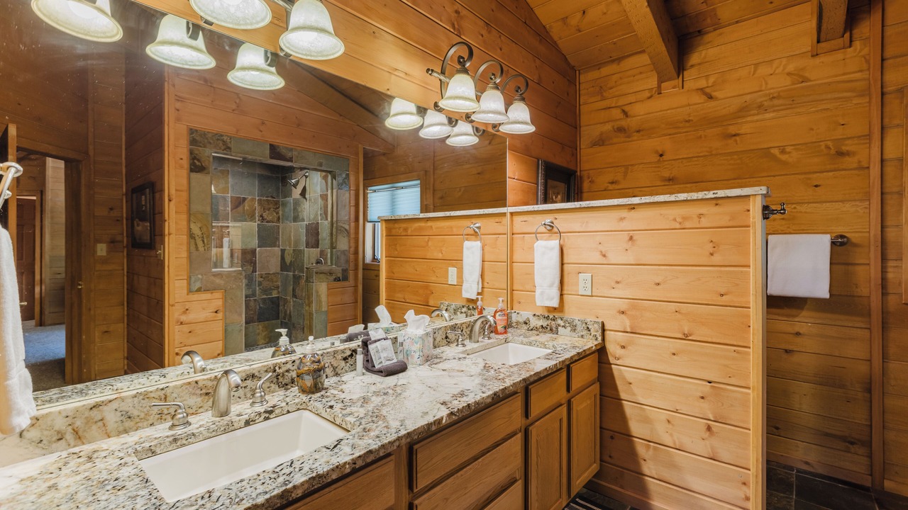 Photo of Bathroom in Pagosa Springs