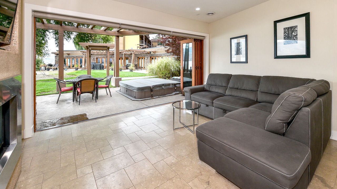 Photo of Livingroom in Westbank