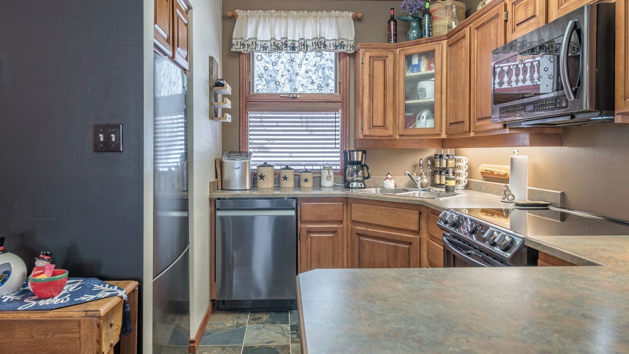Photo of Kitchen in Silver Star Mountain