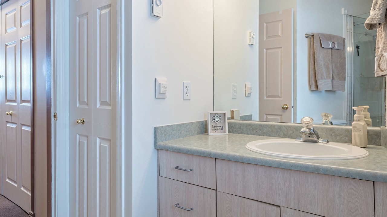 Photo of Bathroom in Silver Star Mountain