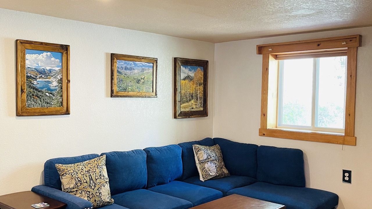 Photo of Livingroom in Lake City