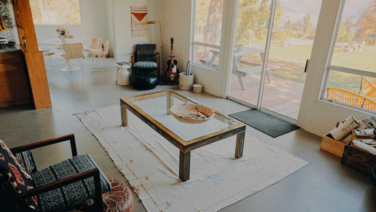 Photo of Livingroom in Okanagan-Similkameen