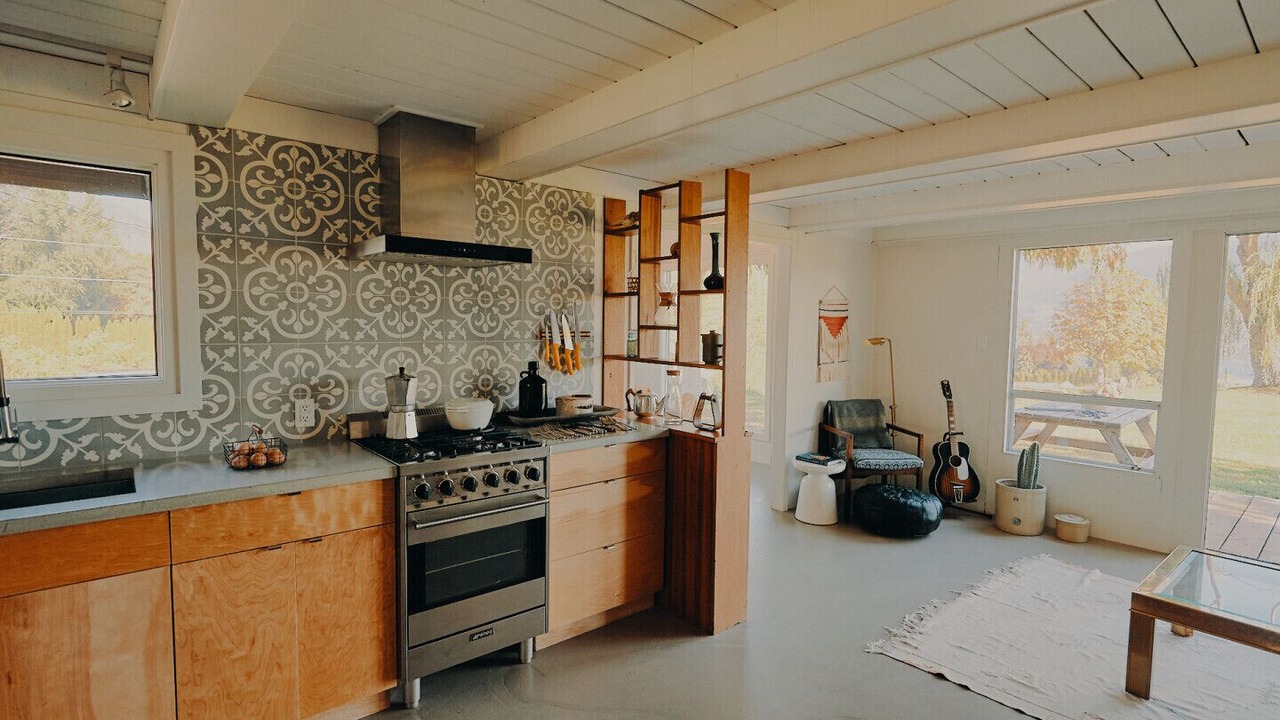Photo of Kitchen in Okanagan-Similkameen