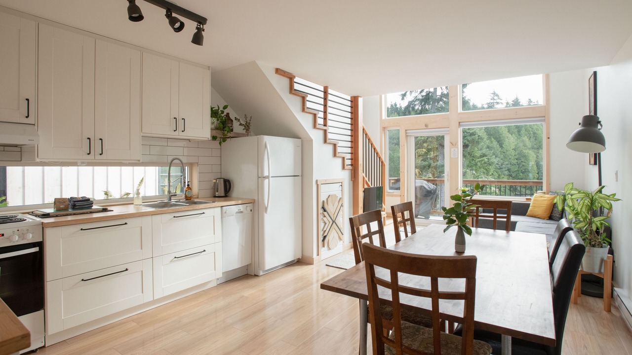 Photo of Kitchen in Ucluelet