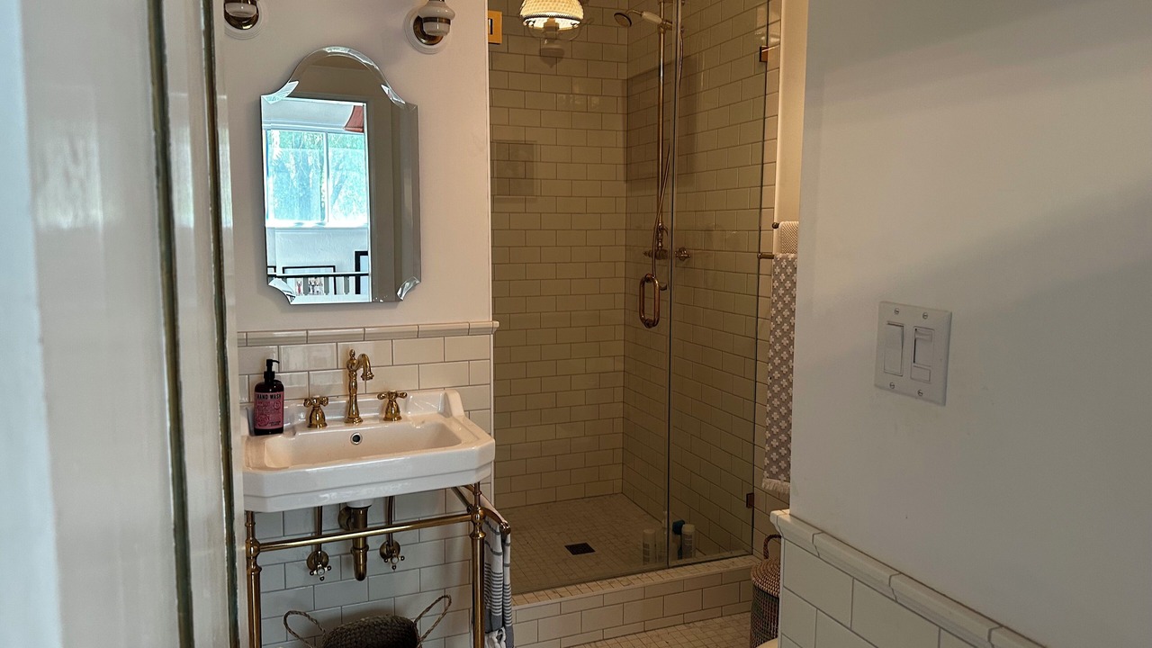 Photo of Bathroom in Slocan