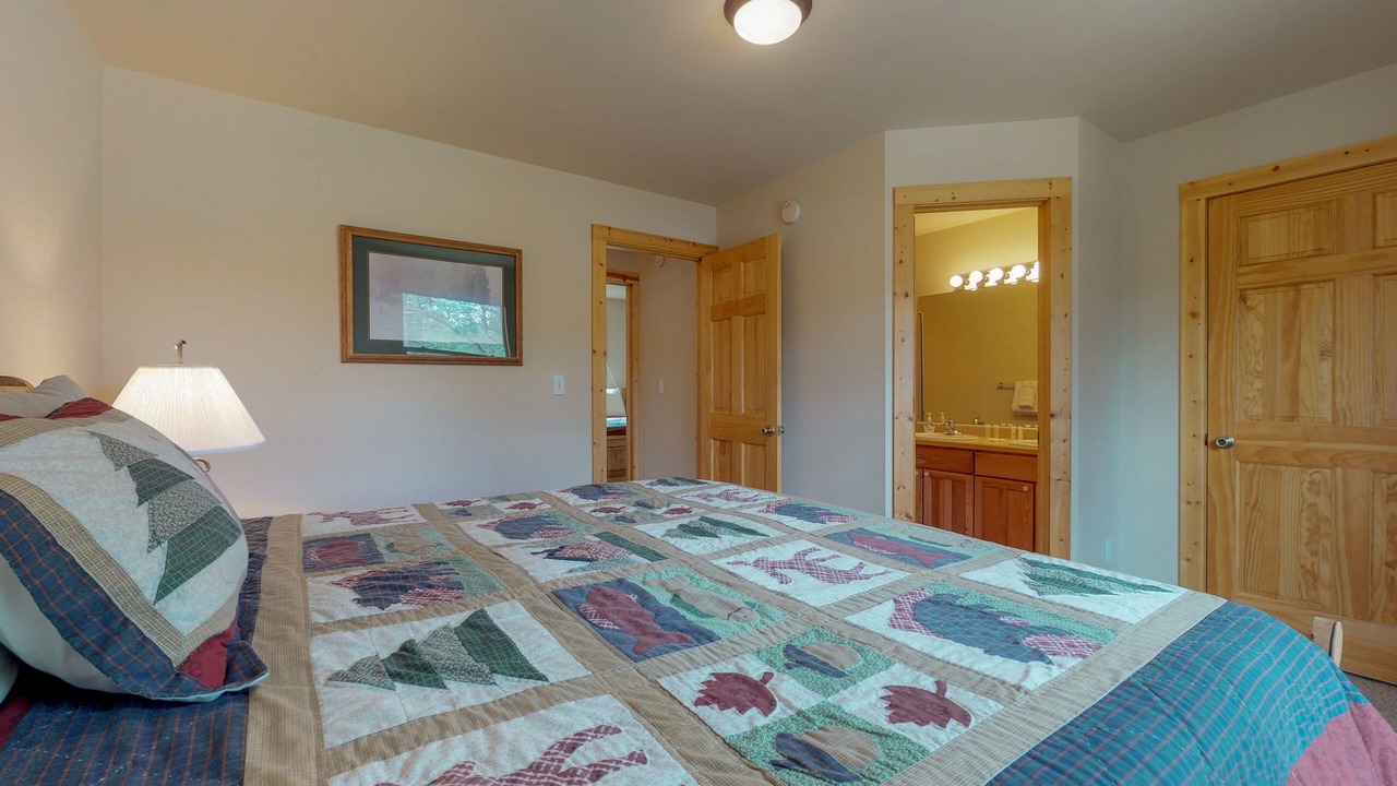 Photo of Bedroom in Estes Park