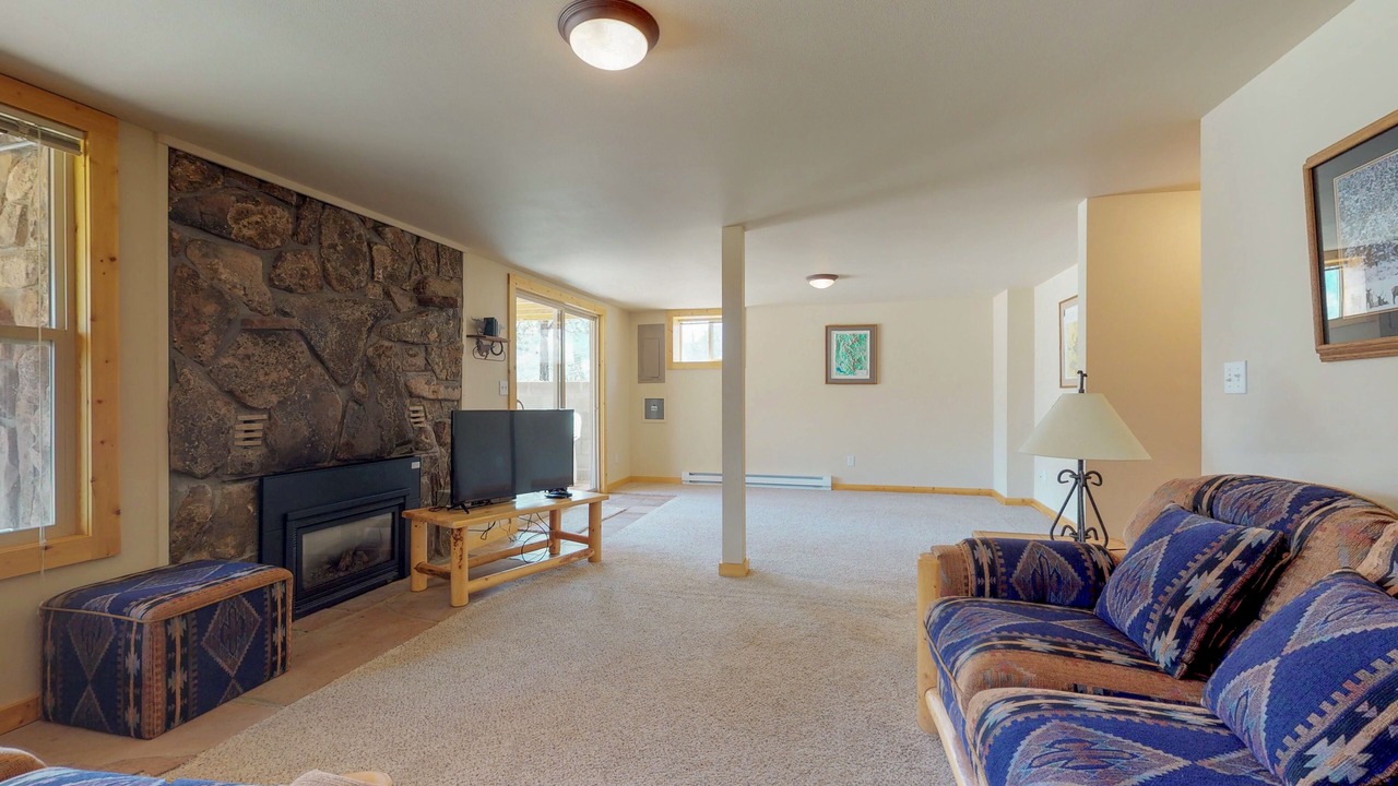 Photo of Livingroom in Estes Park