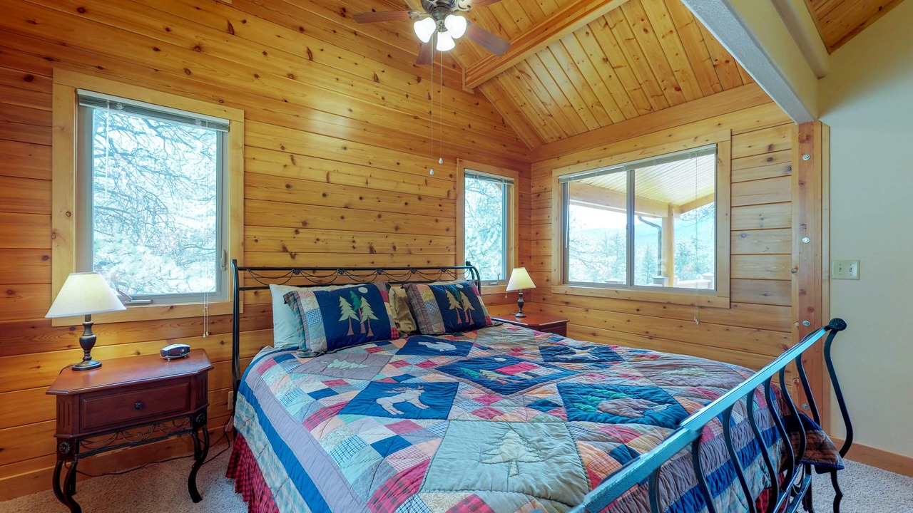 Photo of Bedroom in Estes Park