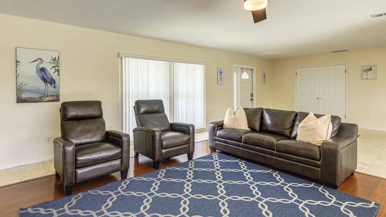 Photo of Livingroom in Singer Island
