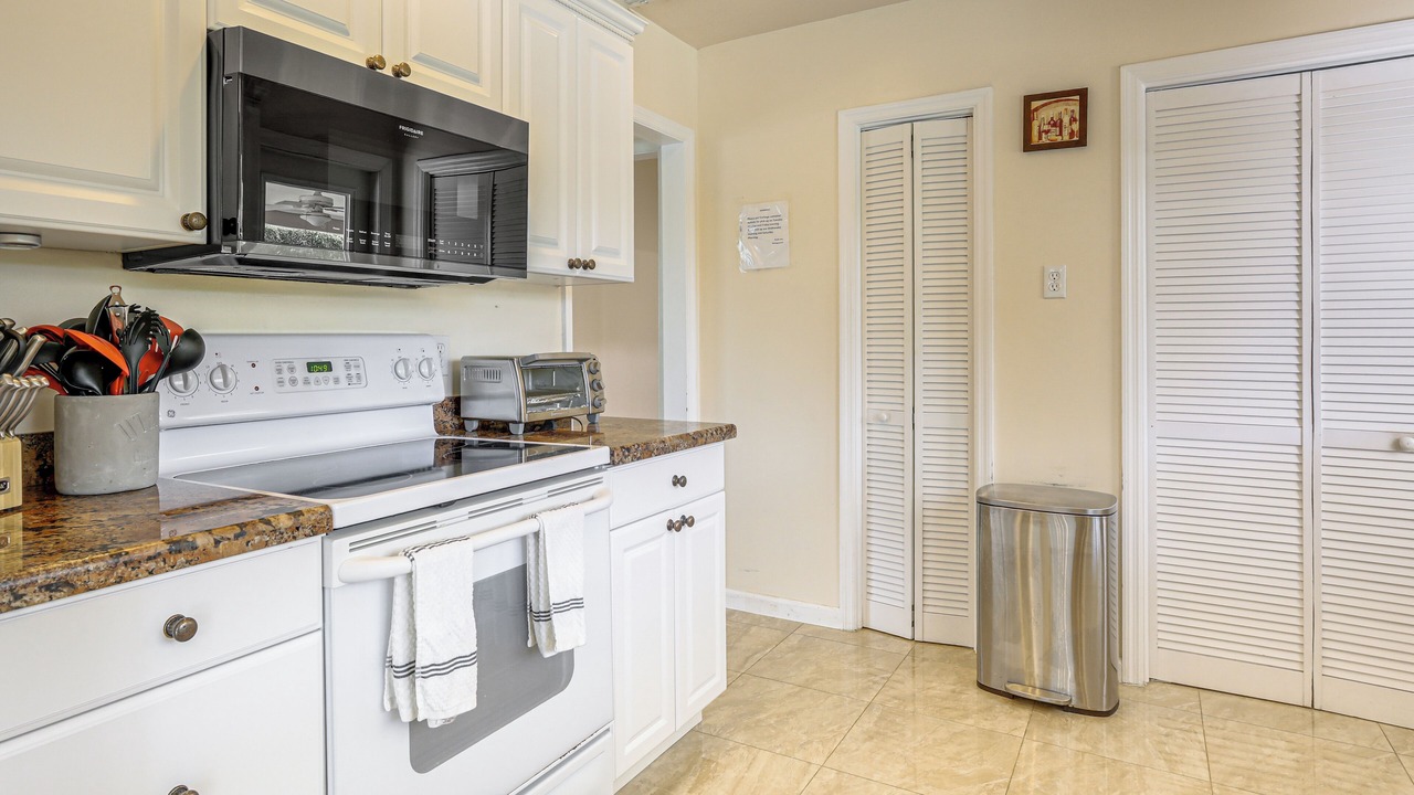 Photo of Kitchen in Singer Island