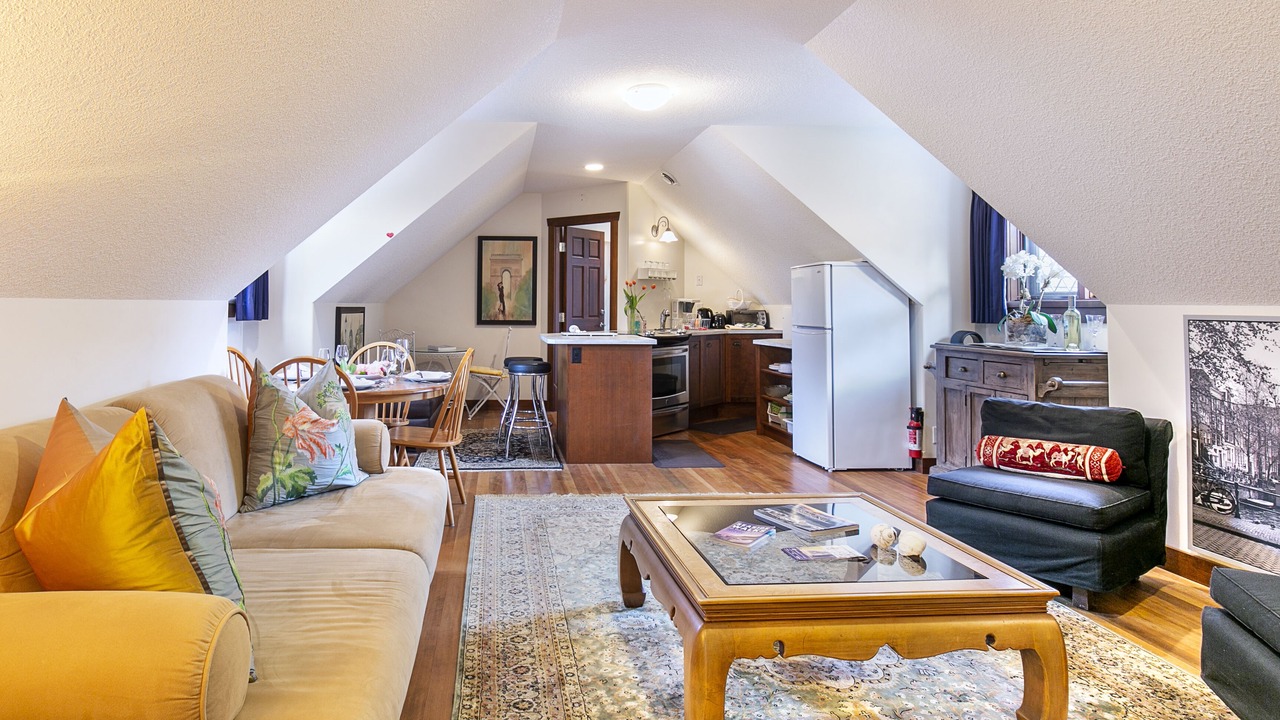 Photo of Livingroom in Departure Bay