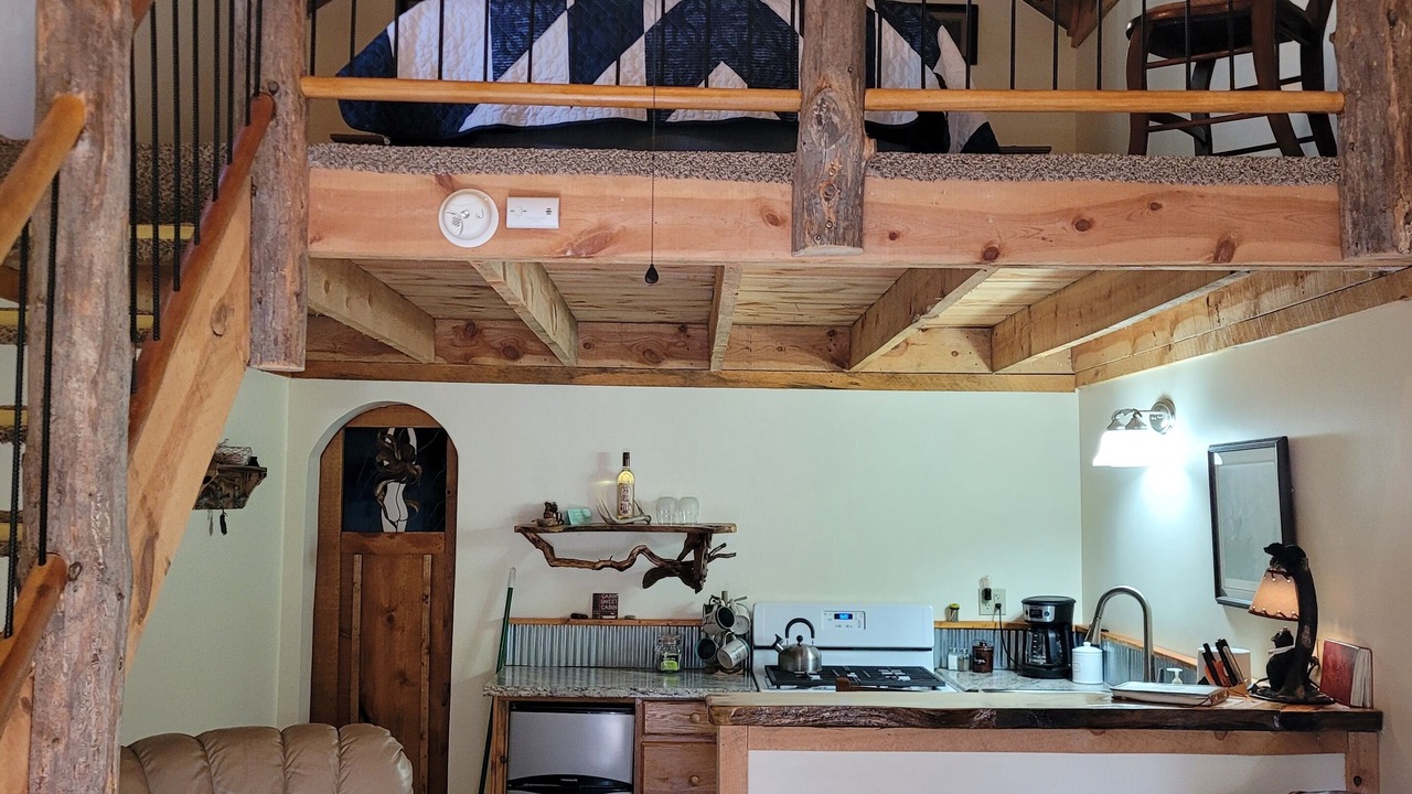 Photo of Livingroom in Deadwood