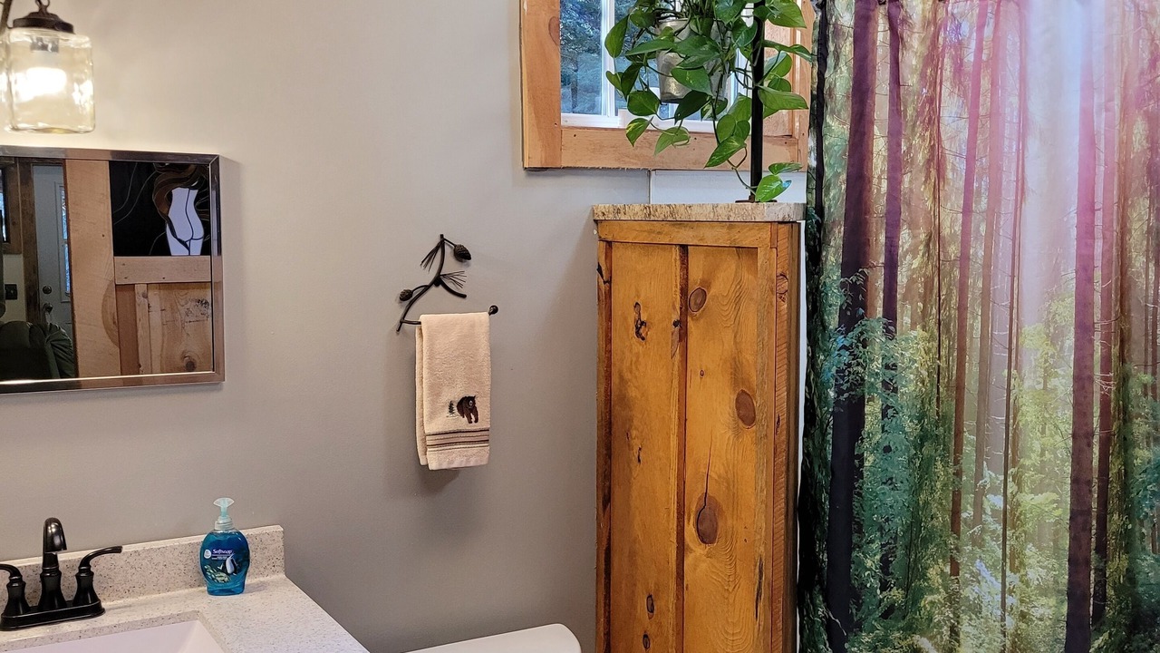 Photo of Bathroom in Deadwood