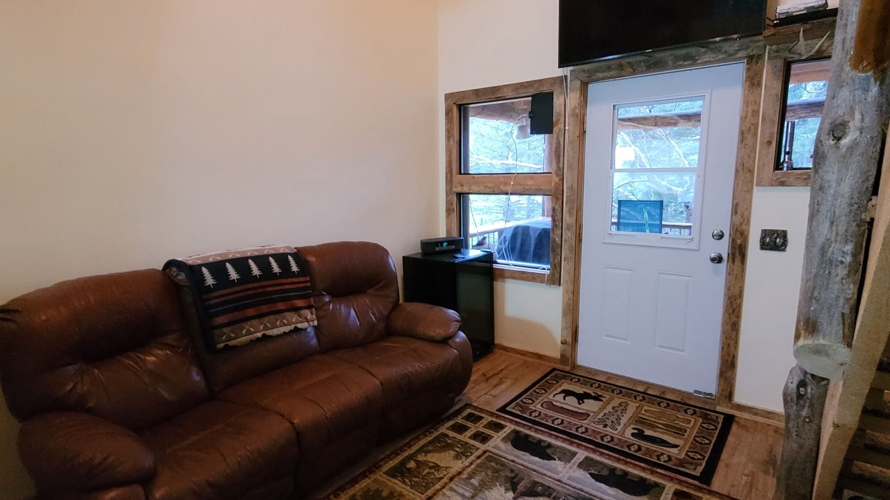 Photo of Livingroom in Deadwood