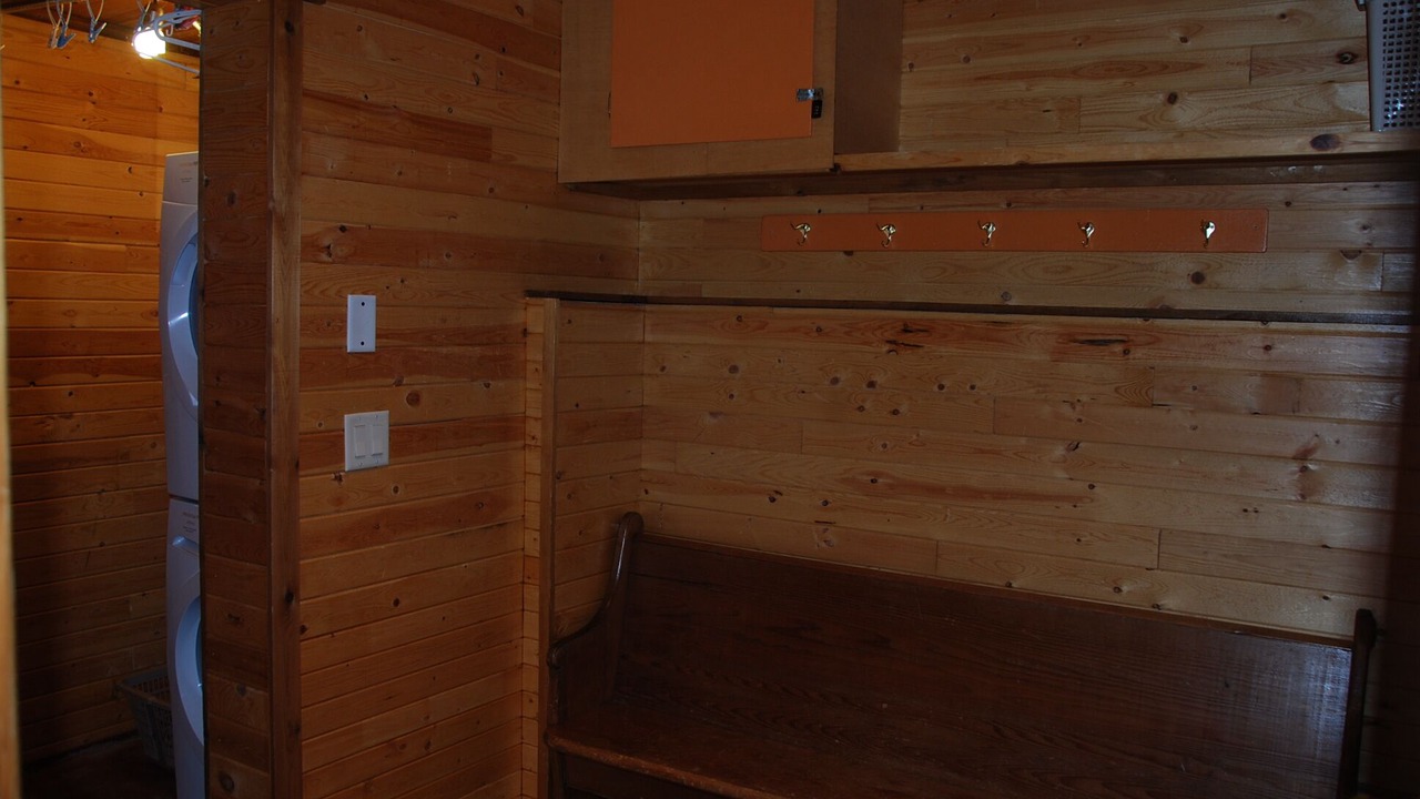 Photo of Bedroom in Snow Pine Estates