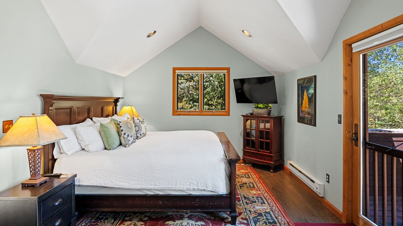 Photo of Bedroom in Crested Butte