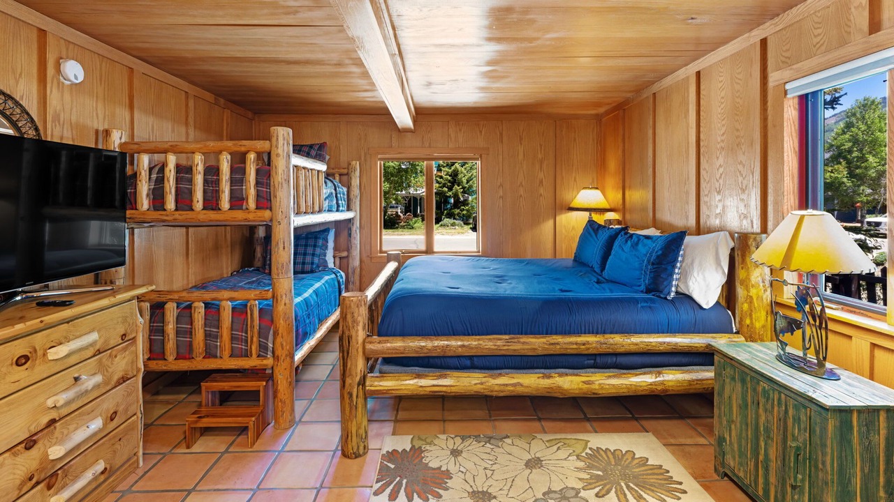 Photo of Bedroom in Crested Butte