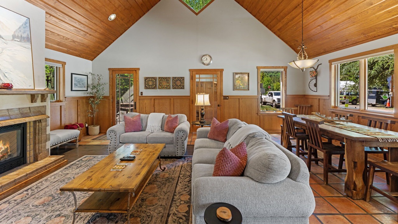 Photo of Livingroom in Crested Butte