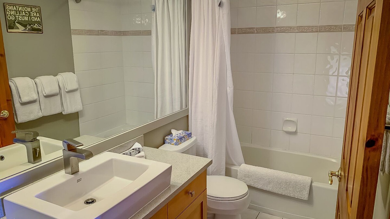 Photo of Bathroom in Nicklaus North