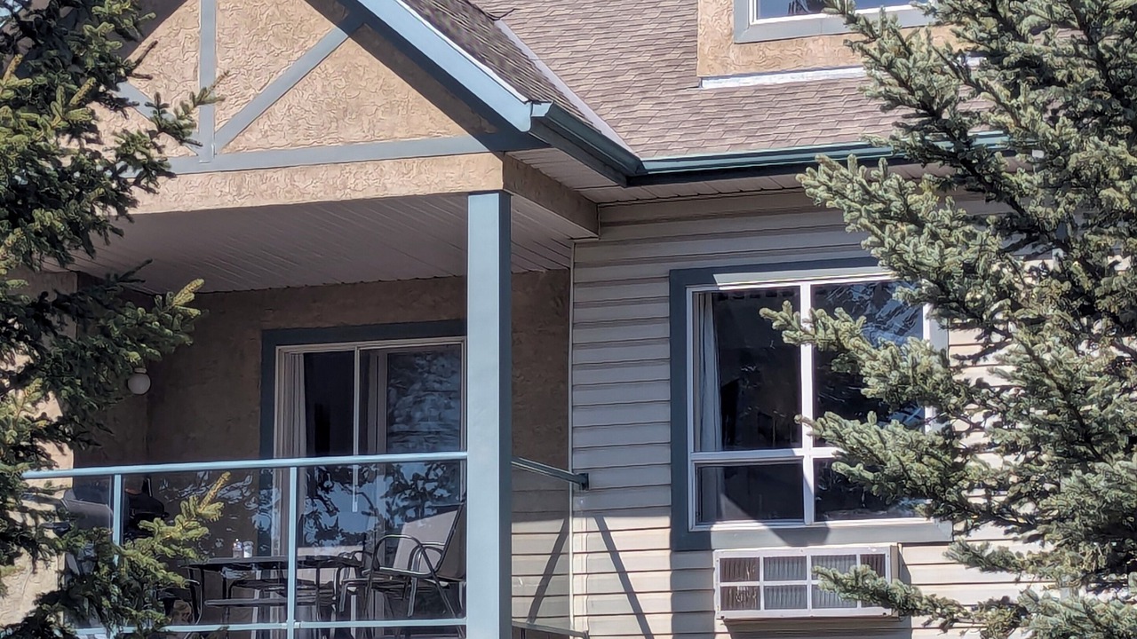 Photo of Patio Balcony in East Kootenay