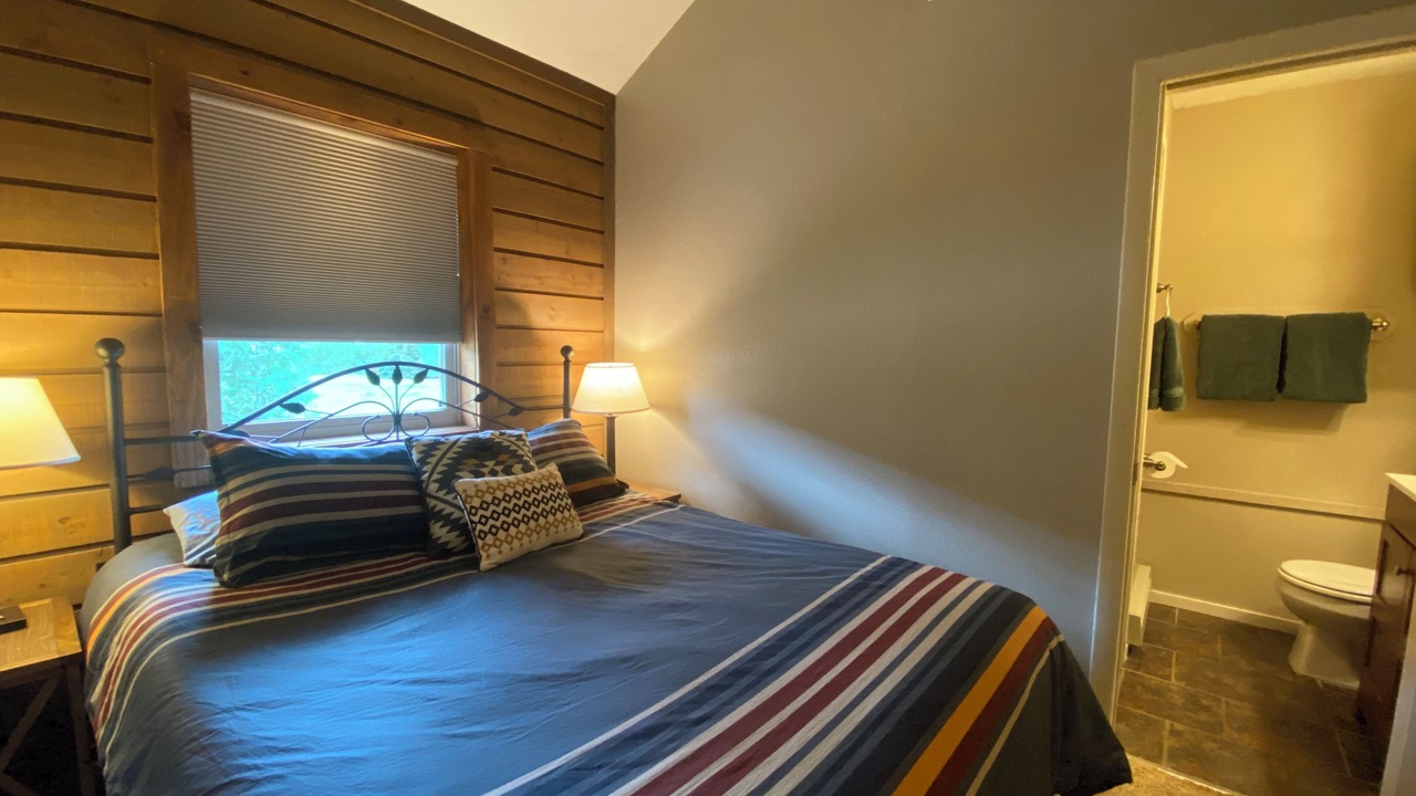 Photo of Bedroom in Crested Butte South