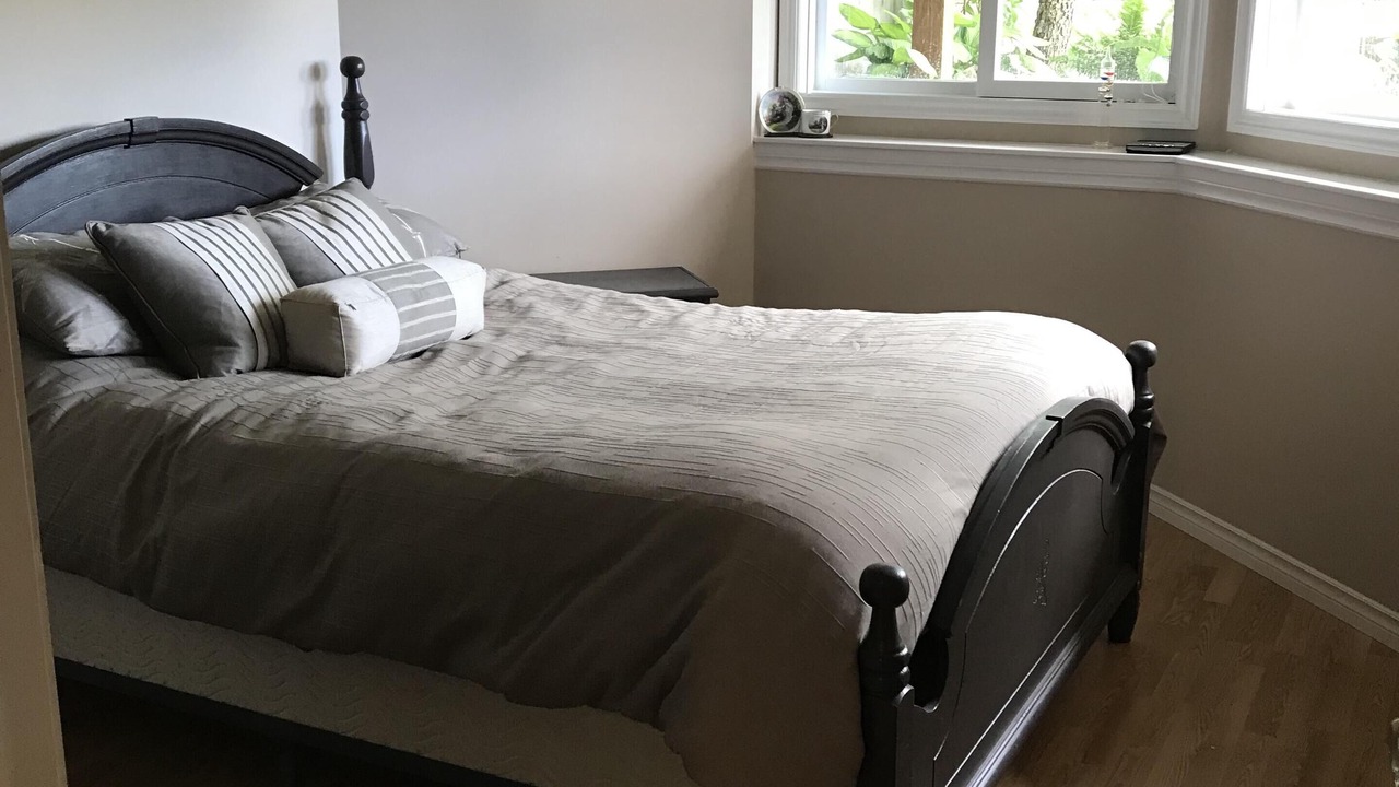 Photo of Bedroom in Okanagan-Similkameen
