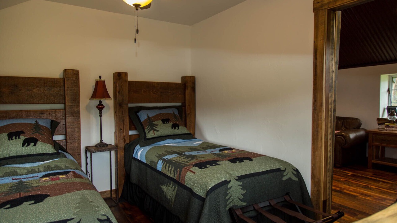 Photo of Bedroom in South Fork