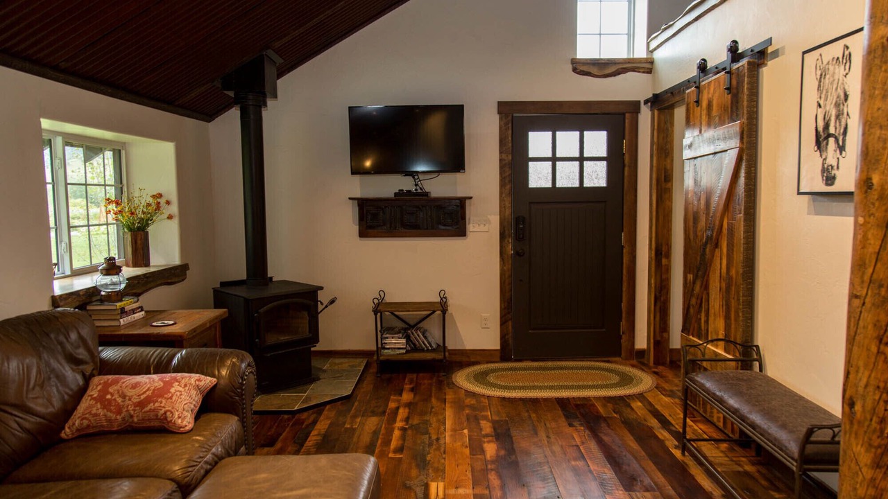 Photo of Livingroom in South Fork