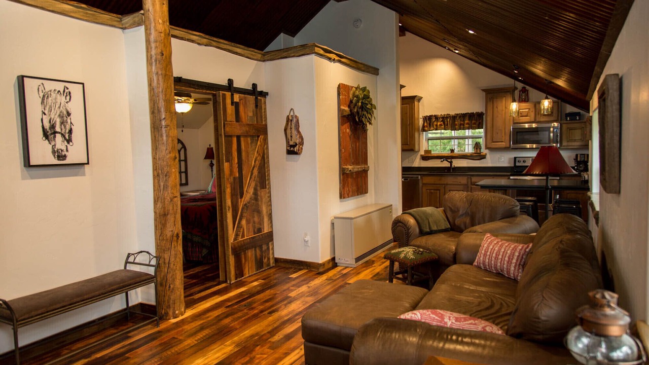 Photo of Livingroom in South Fork