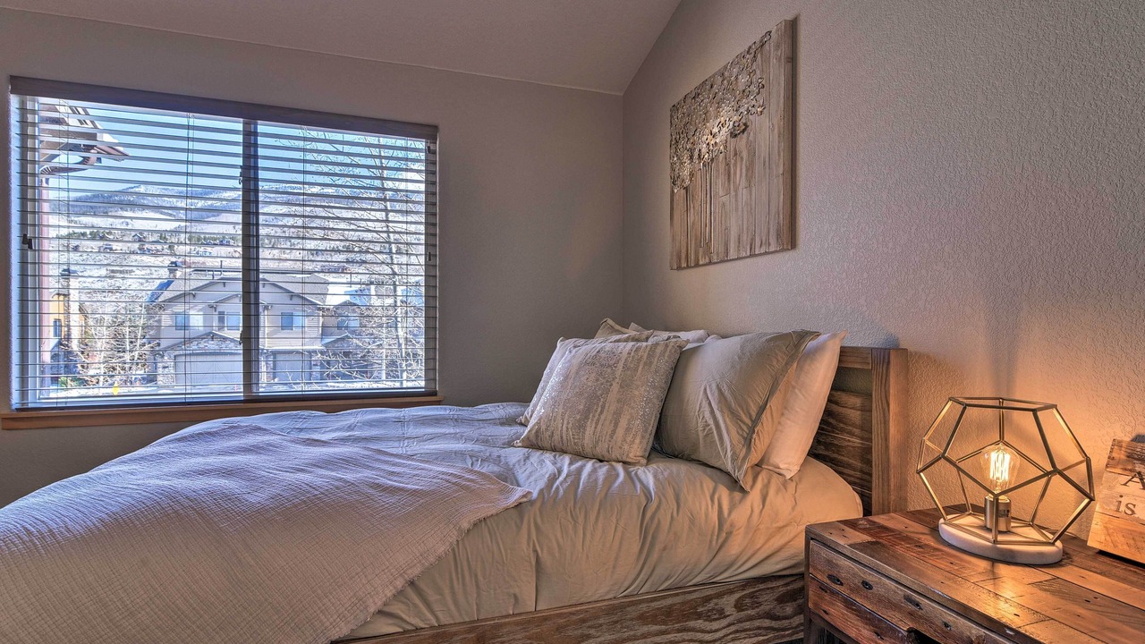 Photo of Bedroom in Silverthorne