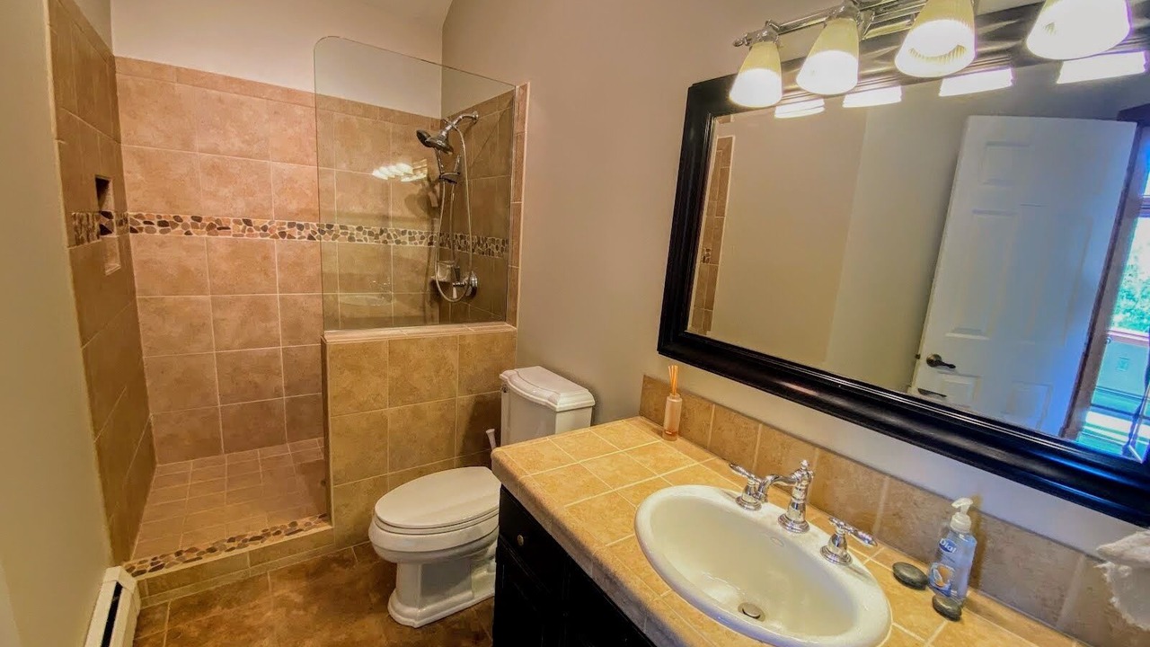 Photo of Bathroom in Carroll