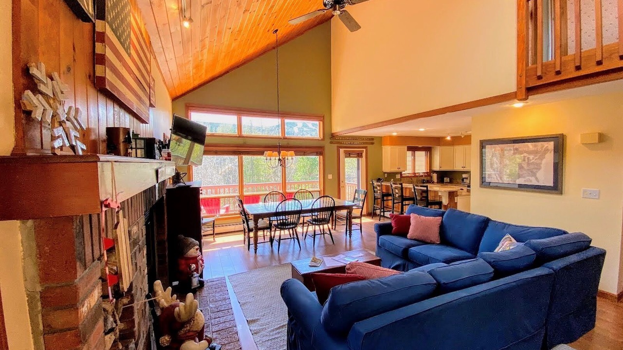Photo of Livingroom in Carroll