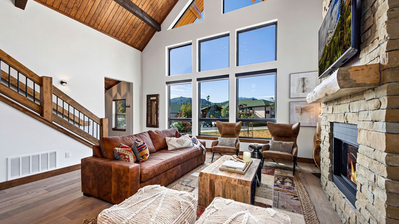 Photo of Livingroom in Estes Park